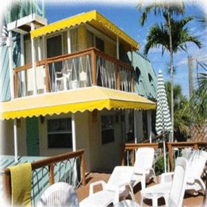 Sun Deck Inn & Suites - image 2