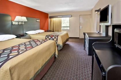 Super 8 by Wyndham Kissimmee/Maingate/Orlando Area - image 3