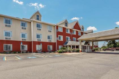 Econo Lodge Inn & Suites - Marianna - image 2