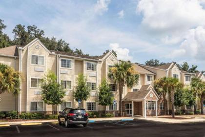 Microtel Inn and Suites Ocala - image 5