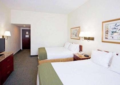 Econolodge Wesley Chapel - image 4