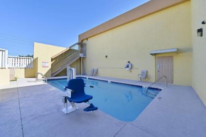 Travel Inn Winter Haven - image 4