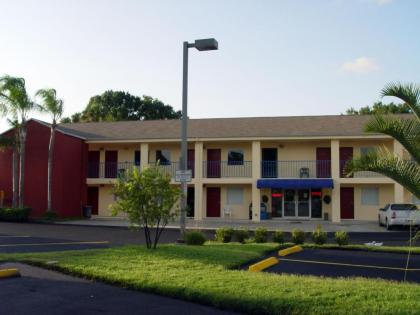 Motel in Okeechobee Florida