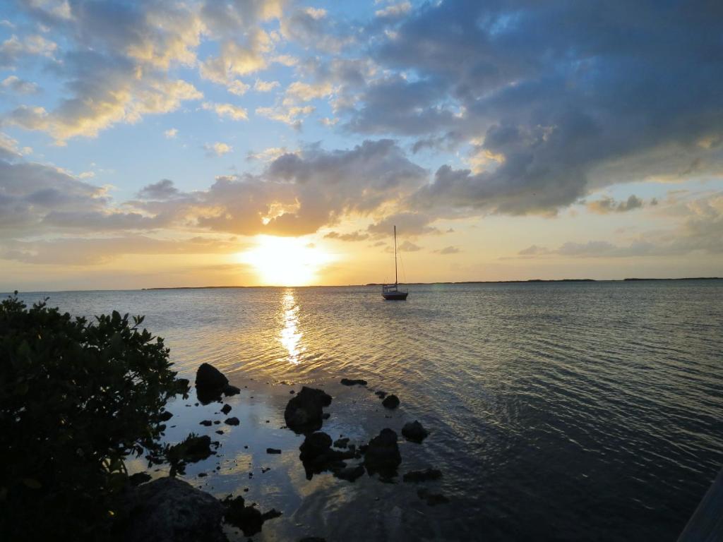 Bay Harbor Lodge - main image