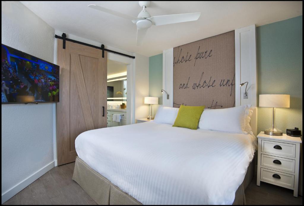 Beach House Suites by the Don CeSar - main image