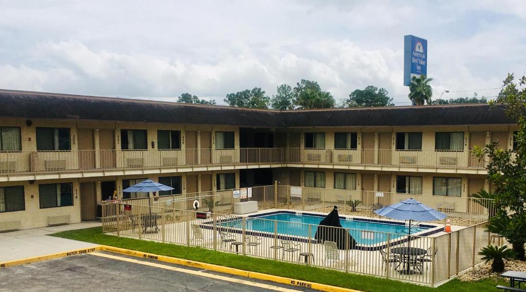 Americas Best Value Inn - Lake City - main image