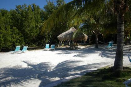 Rock Reef Resort - image 2