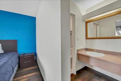 Zen Living Suites Extended Stay - Jacksonville - Orange Park - image 3