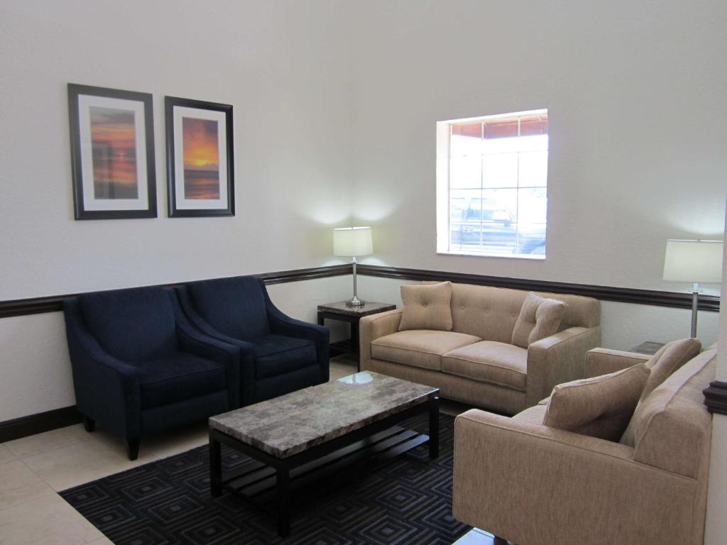 Best Western Mulberry Hotel - image 2