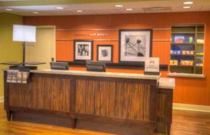 Hampton Inn & Suites Pensacola/Gulf Breeze - image 3