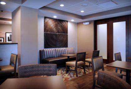 Hampton Inn Crystal River - image 5