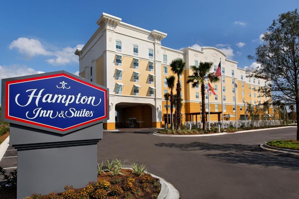 Hampton Inn & Suites Orlando North Altamonte Springs - main image