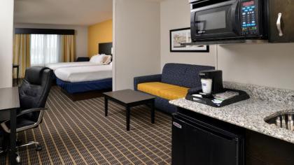 Holiday Inn Express Hotel & Suites Fort Walton Beach Hurlburt Area an IHG Hotel - image 3