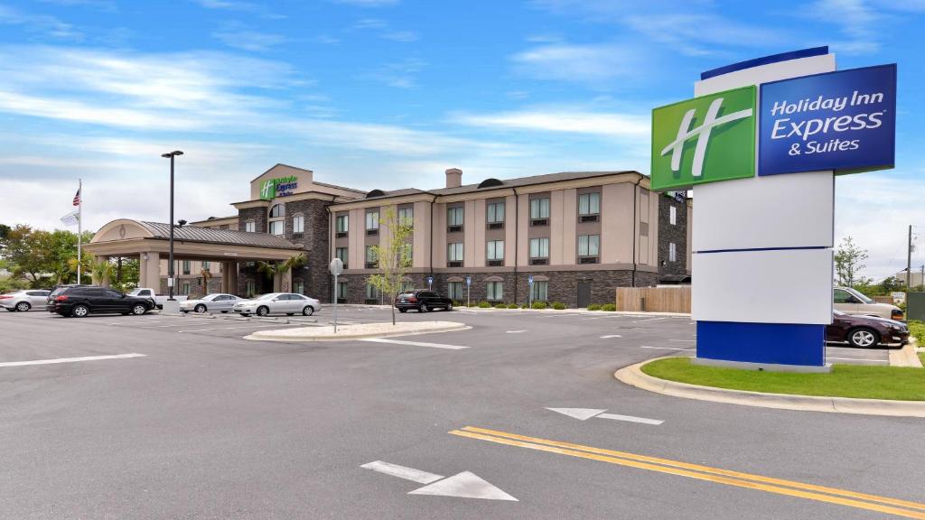 Holiday Inn Express Hotel & Suites Fort Walton Beach Hurlburt Area an IHG Hotel - image 4