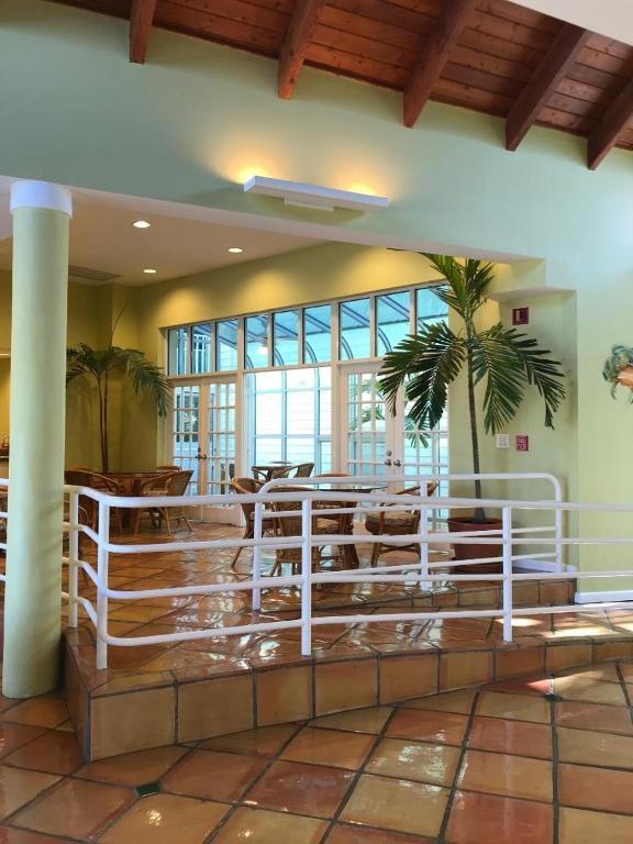 Jupiter Waterfront Inn - image 2