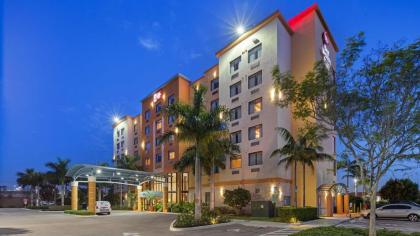 Best Western Plus Miami Executive Airport Hotel and Suites - image 2