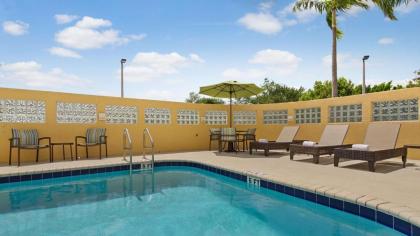 Best Western Plus Miami Executive Airport Hotel and Suites - image 3