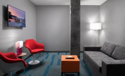 Aloft - Tampa Downtown - image 5