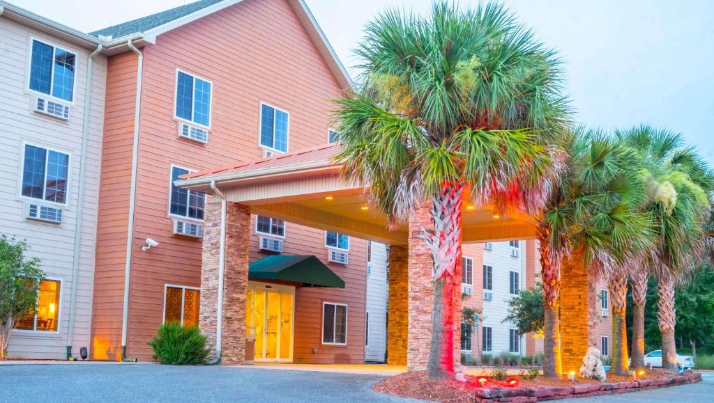 Magnuson Hotel Wildwood Inn Crawfordville - main image