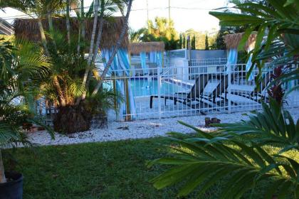 Latitude 26 Waterfront Boutique Resort - Fort Myers Beach - image 2