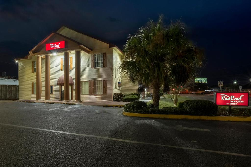 Red Roof Inn & Suites Pensacola-NAS Corry - main image