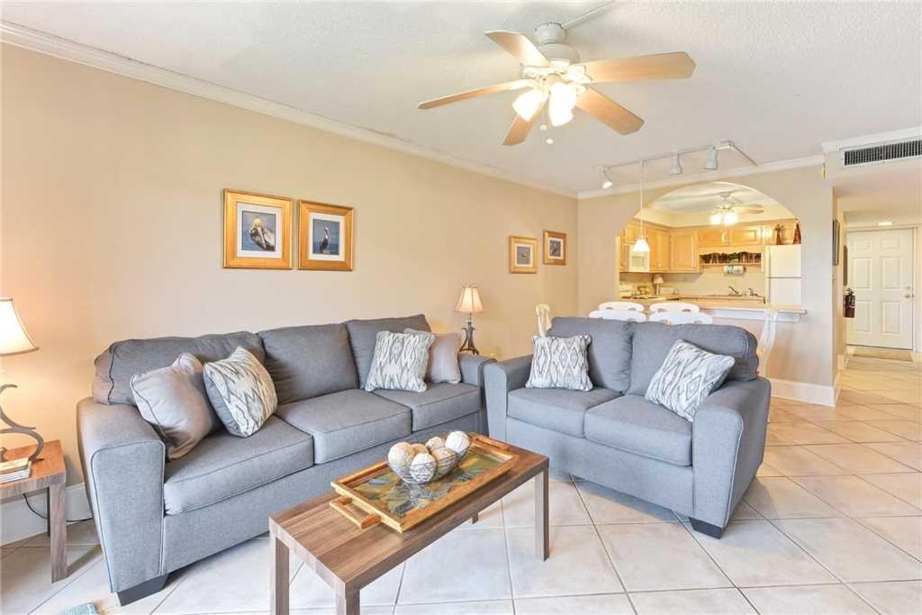 Pelican Inlet C 216 2 Bedrooms Sleeps 6 Pool Tennis Boat Dock - main image