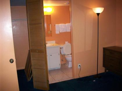 All-Suite Motel LLC - image 2