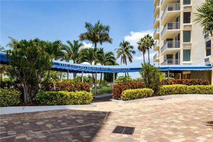 Estero Beach & Tennis 907A 1 Bedroom Heated Pool Sleeps 4 Elevator - image 2