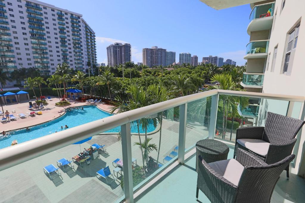 Ocean Reserve Oceanview Sunny Isles Beach Luxury Condos - image 2