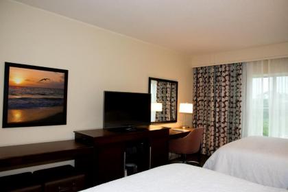 Hampton Inn and Suites by Hilton Vero Beach-Downtown - image 3