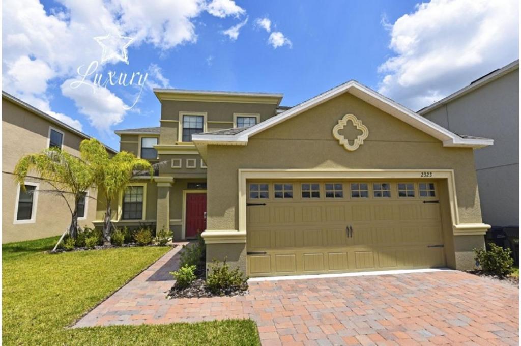 Five-Bedroom Pool Home Kissimmee - main image