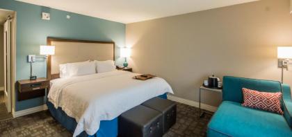 Hampton Inn & Suites Orlando near SeaWorld - image 3