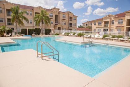 Apartment in Loughman Florida