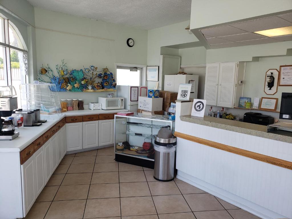 Sea Scape Inn - Daytona Beach Shores - image 4