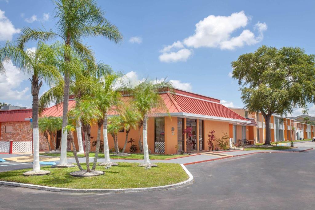 Stayable Suites Kissimmee - main image