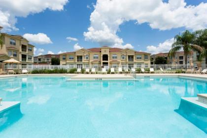 Apartment in Loughman Florida