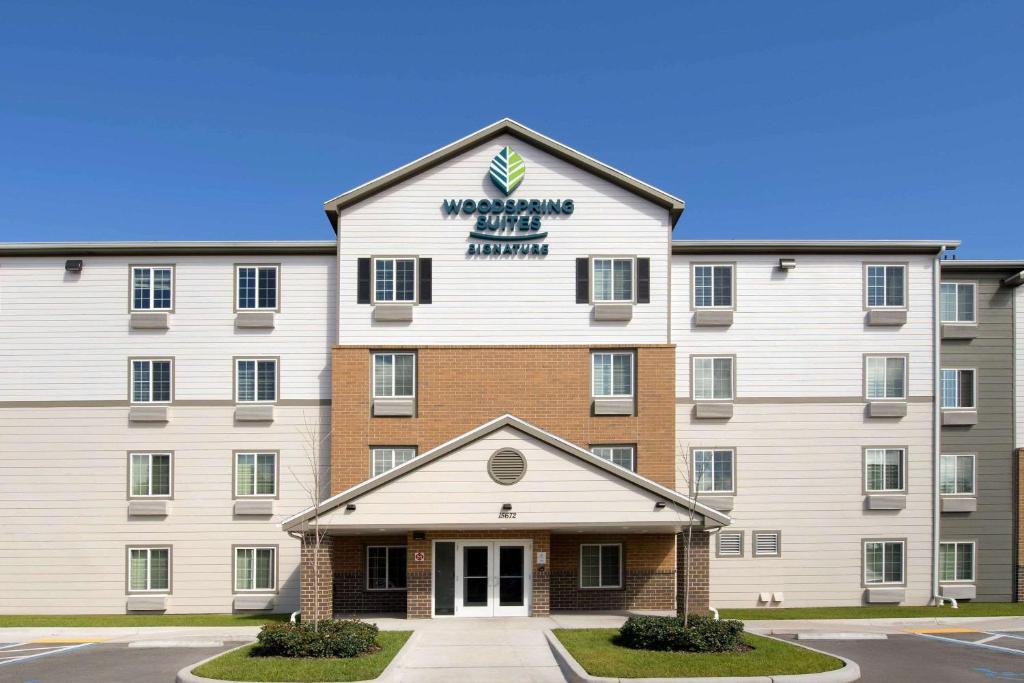 Woodspring Suites Clearwater - image 2