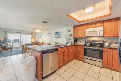 107 Beach Place Condos - image 2