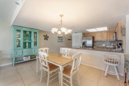 209 Beach Place Condos - image 5