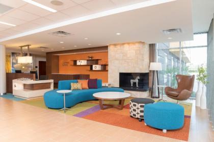 Fairfield Inn & Suites by Marriott Orlando Kissimmee/Celebration - image 3