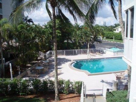 Bonita Beach & Tennis 2706 Studio 7th Floor Sleeps 4 Heated Pools - image 3