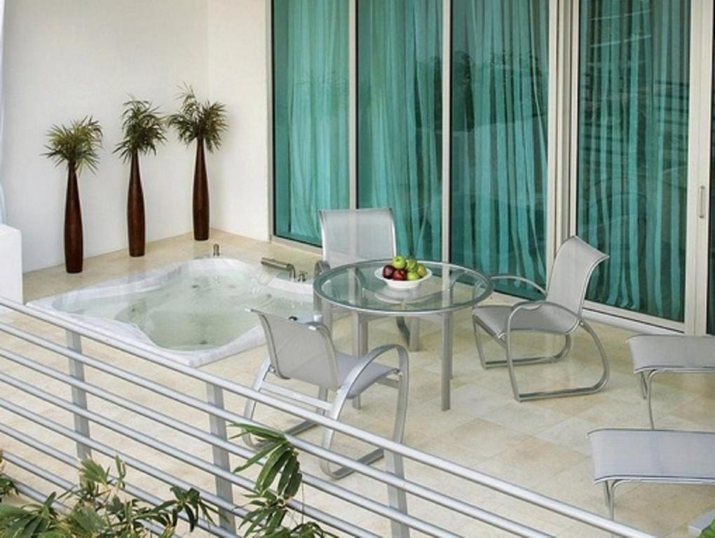 SBV Luxury Ocean Hotel Suites - image 4