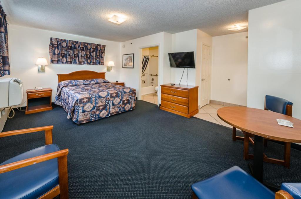 Tampa Bay Extended Stay Hotel - image 5