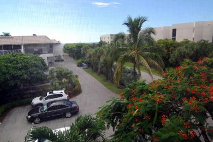 Sanibel Siesta on the Beach Unit 207 Condo - image 2