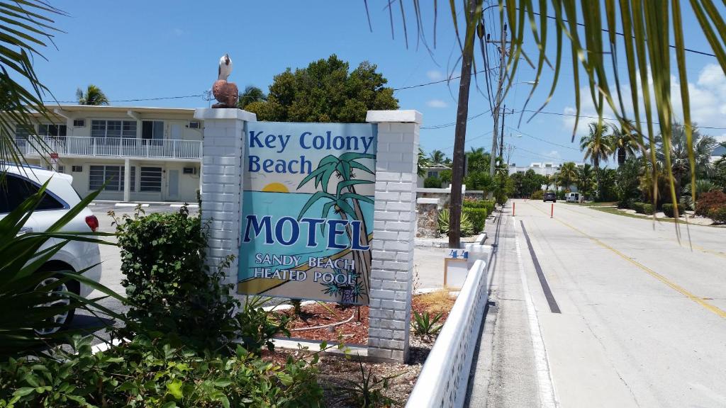 Key Colony Beach Motel - image 4