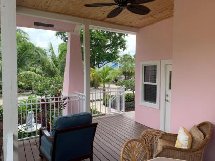 Nini's Cottage 4bd-3ba - Private Pool - Parking - image 5