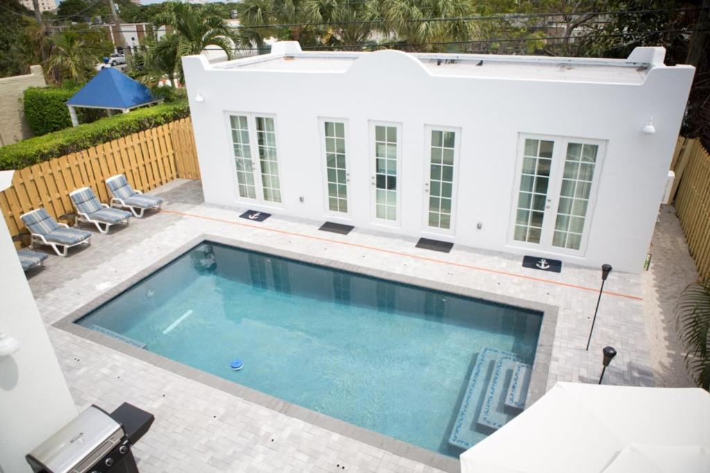 The Grace FitzPatrick Luxury 4bd 4ba with Pool - image 2