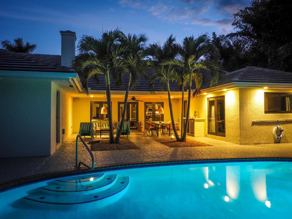 Dolphin Retreat Villa - East Boca Raton - main image