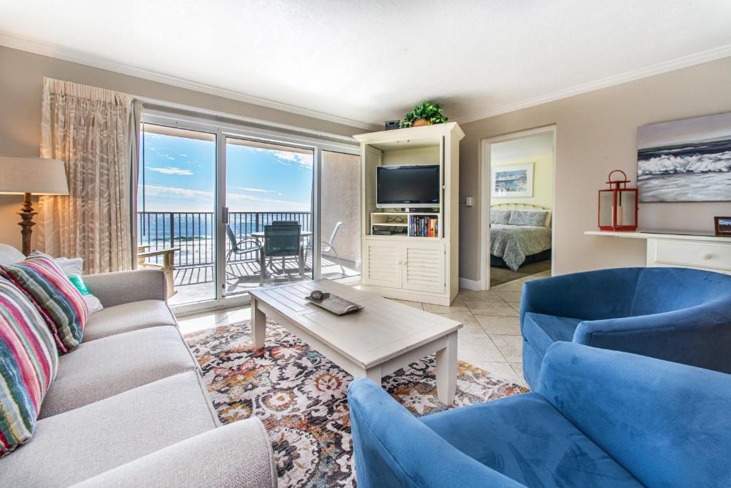 Beach House 204A by Real Joy Vacations - main image