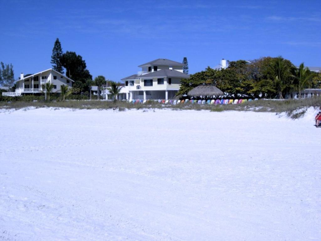 The Anna Maria Island Beach Paradise 6 - image 3